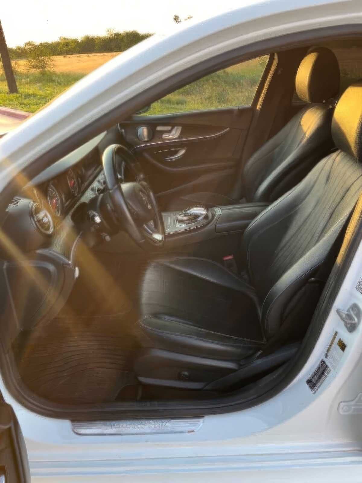 2018 Mercedes-Benz E-Class E 300
