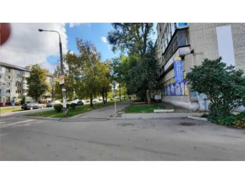 Приміщення магазину, 432,7 кв. м, вул. Лахтінська, 13