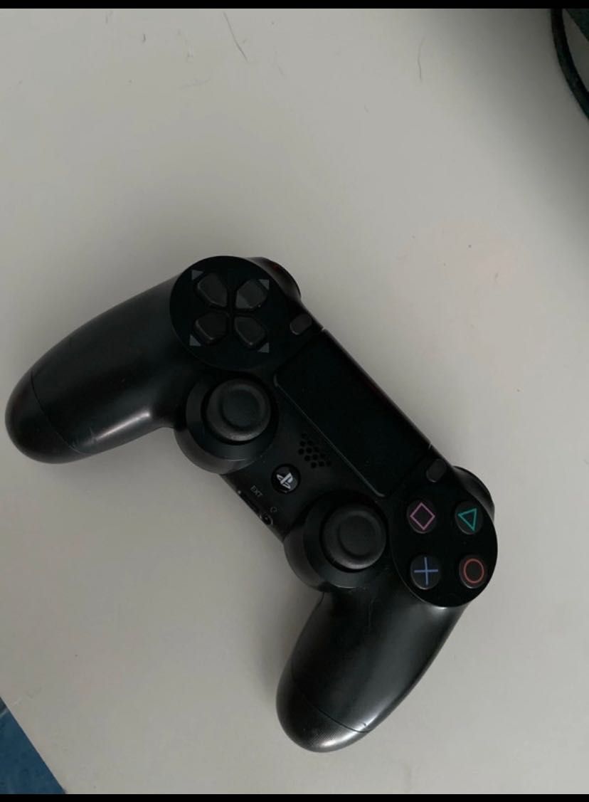PlayStation 4 1tb