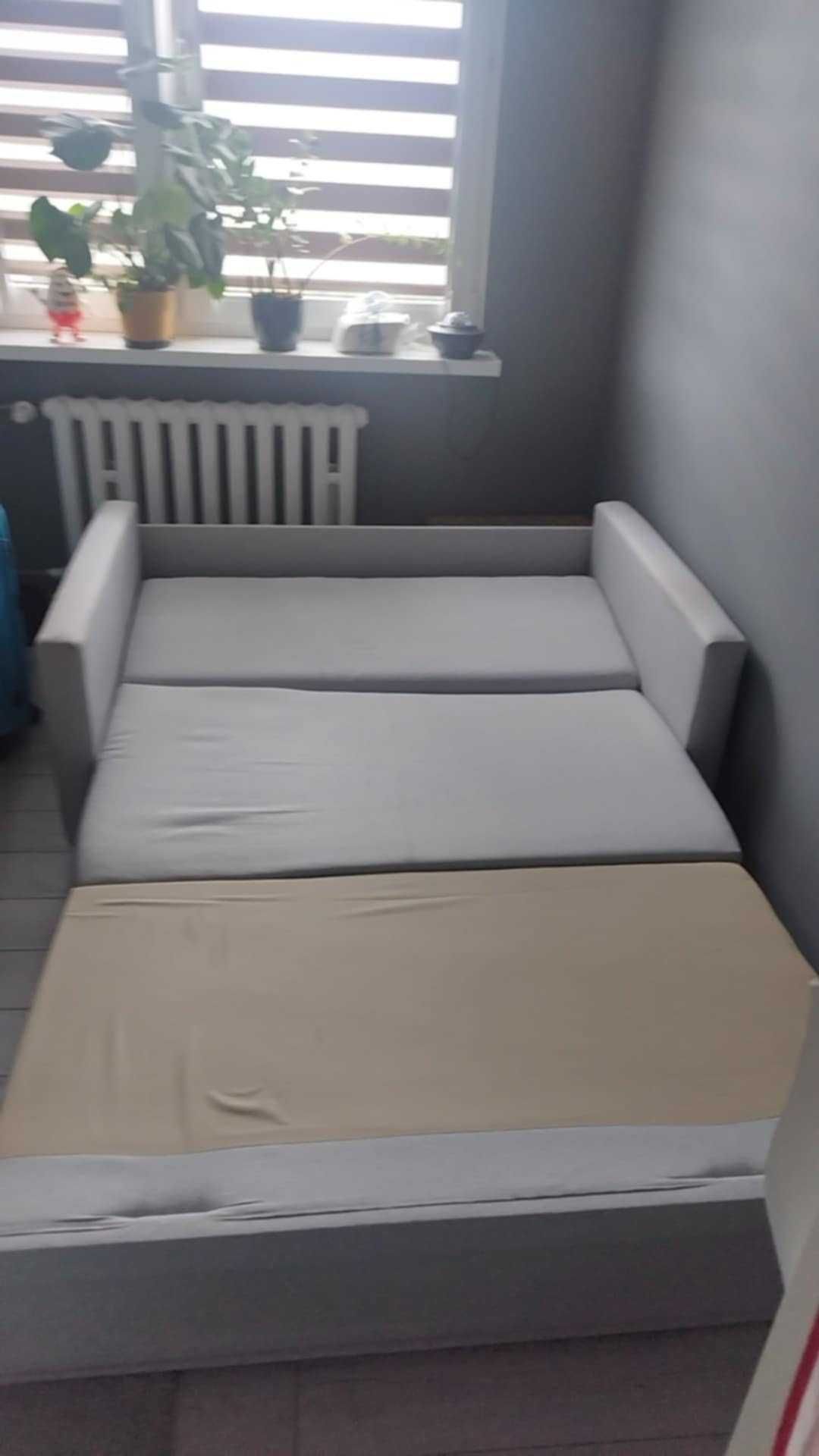 Sofa  2  osobowa