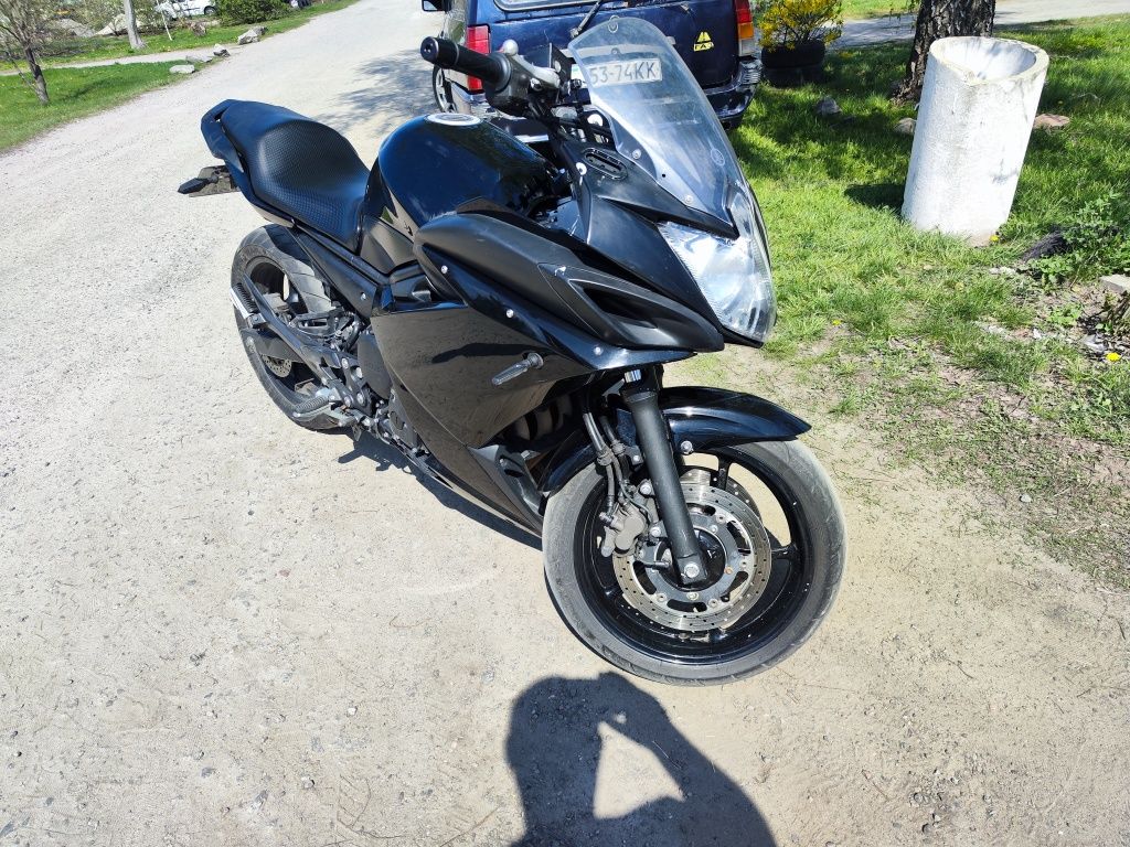 Продам срочно Yamaha XJ6F 600 кубов