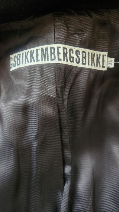 Продається чоловіче двухбортне пальто  BIKKEMBERGS