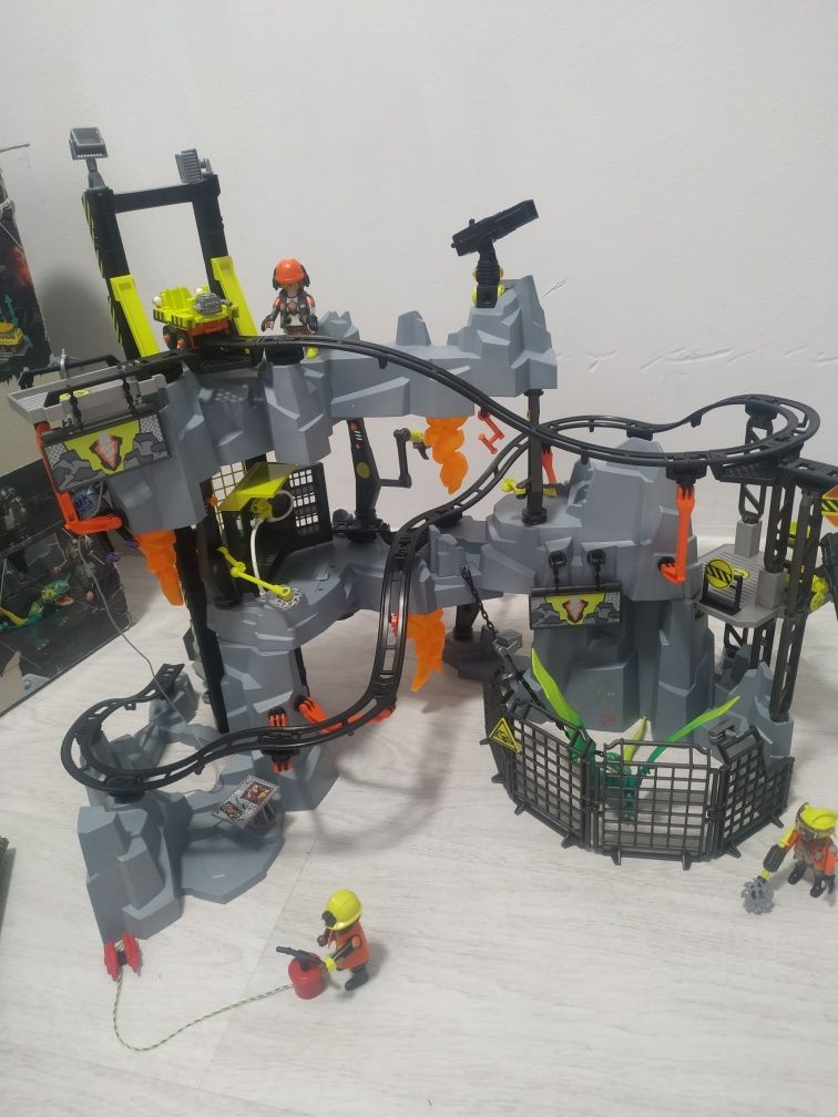 Playmobil 70925 игровой набор шахта динозавров