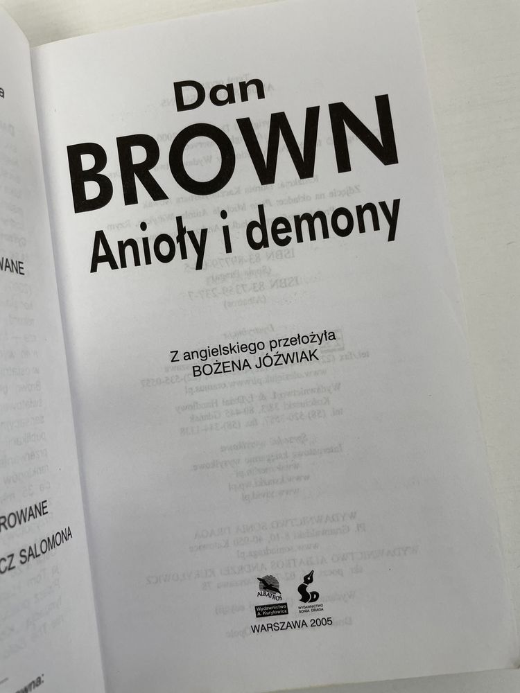 Dan Brown „Anioły i Demony”