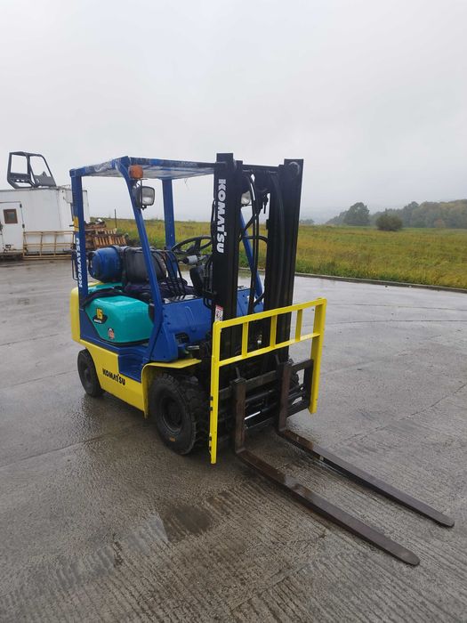 Wózek widłowy Komatsu 1.5 t LPG pozycjoner