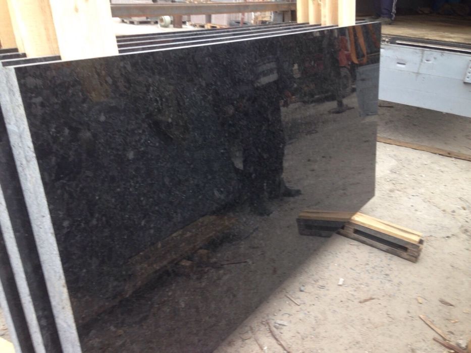 Гранітні сляби різних родовищ. Граніт оптом