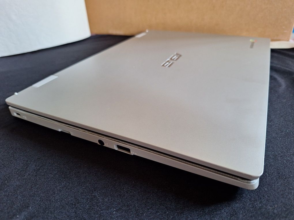 Chromebook ASUS CX1400CN (Jak Nowy)