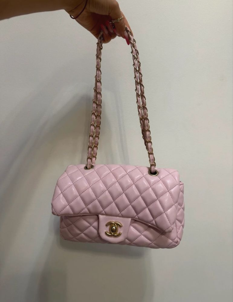 torebka chanel pudrowy róz