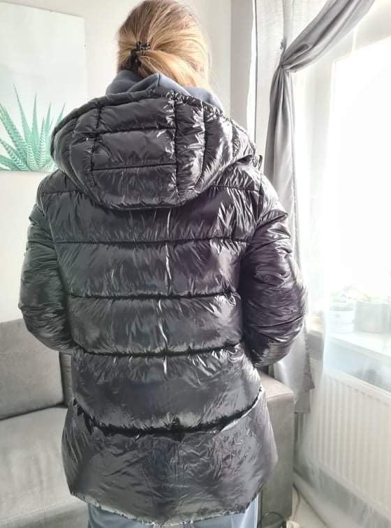 Kurtka pinko 38 M czarna nylon