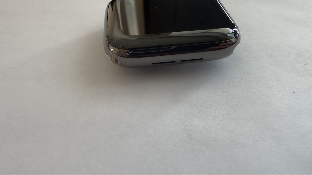 Apple Watch Series 6, Stainless Steel 44mm, Graphite