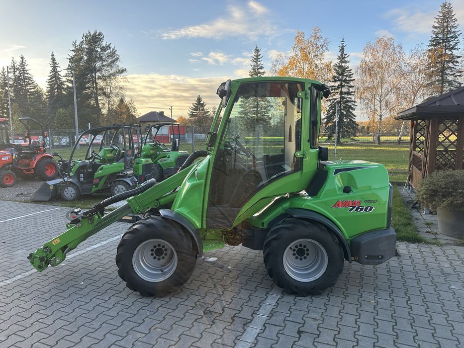 Ładowarka teleskopowa Avant 760i