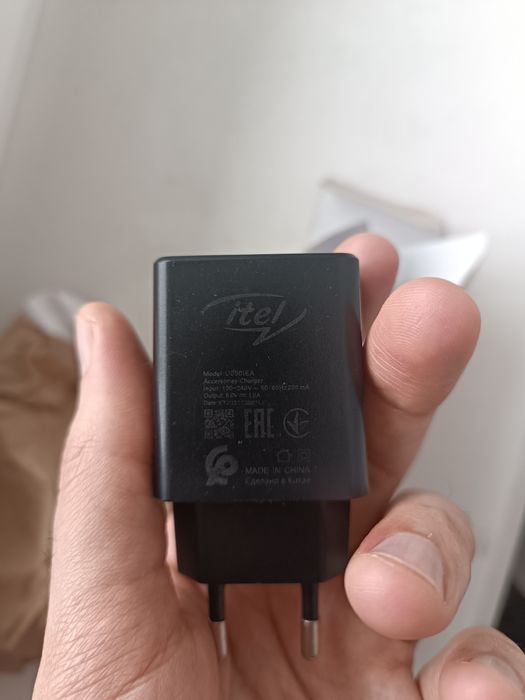 Блок живлення(зарядка) для телефону та планшету