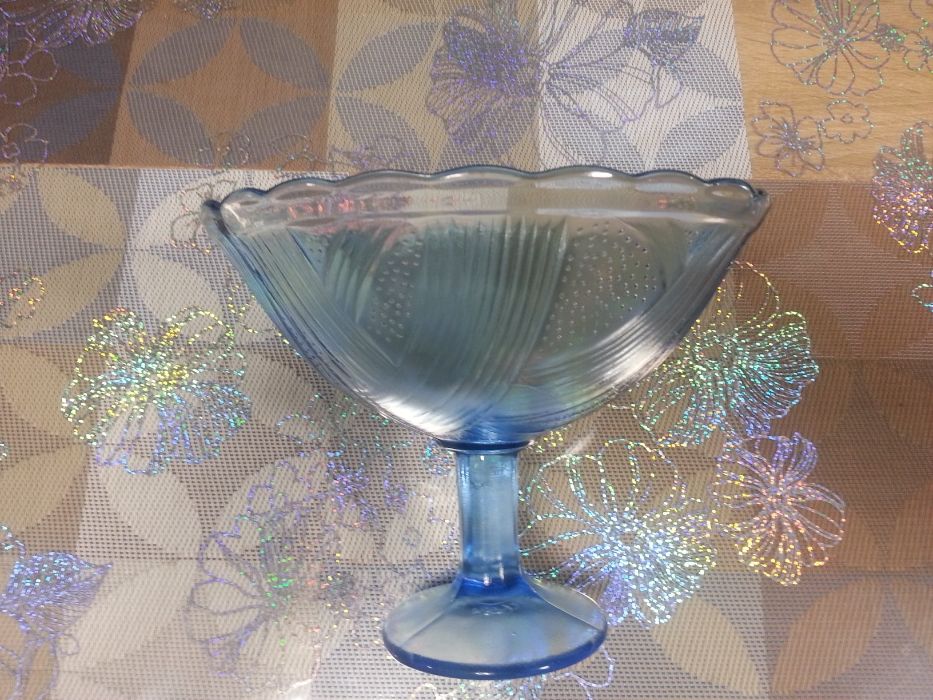 Раритет ваза конфетница фруктовница цветное синее голубое стекло СССР