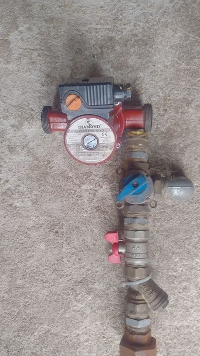 Pompka do pieca co , zawór trójdrożny