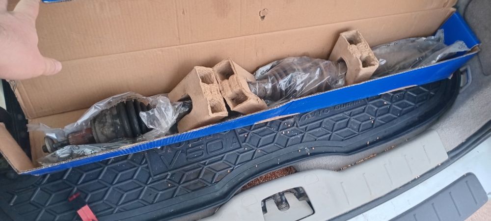 Полуоль Volvo v50