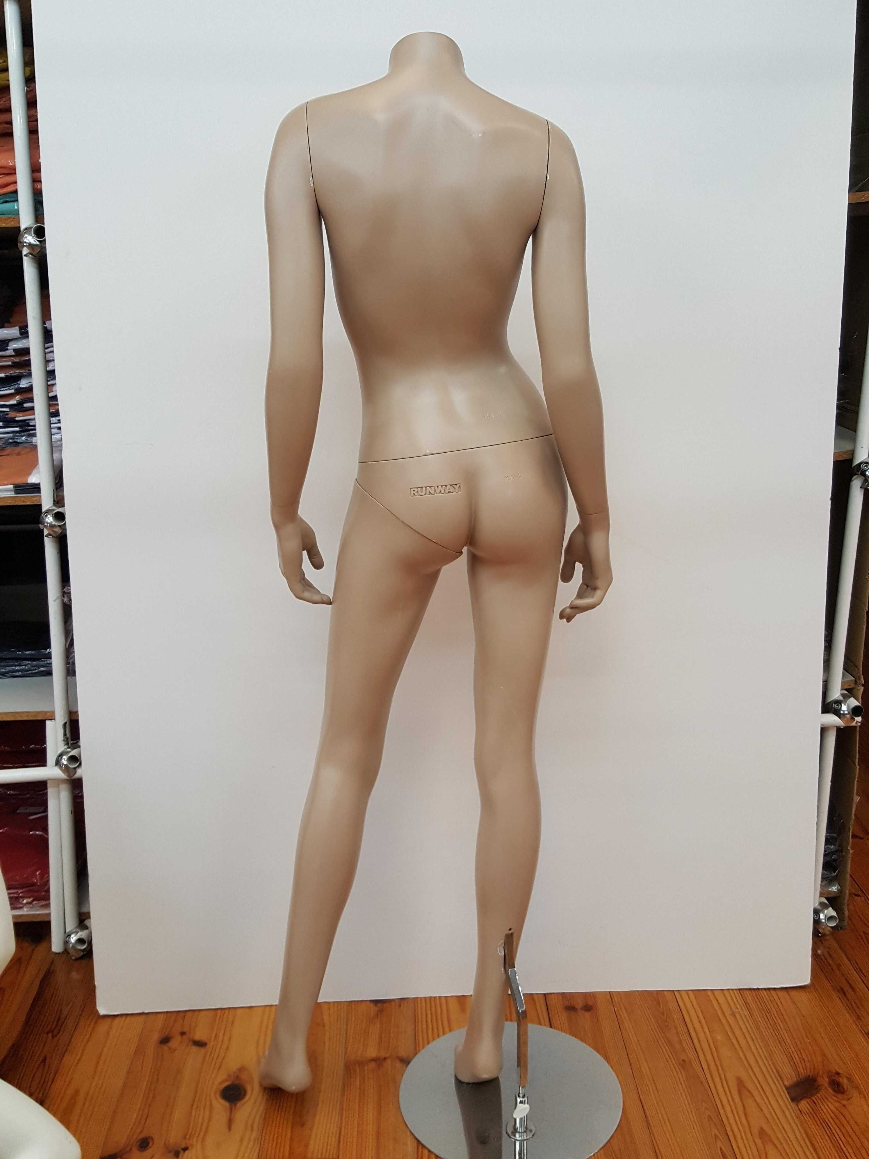 Manequins variados em fibra - negociável