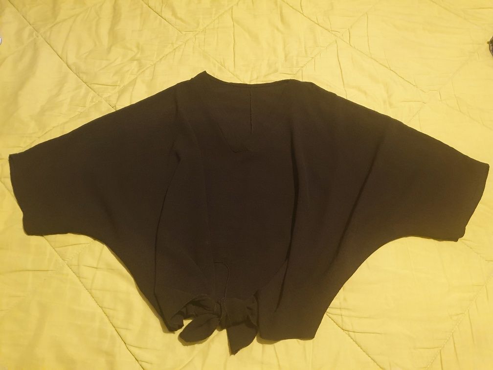 Roupas com pouco uso