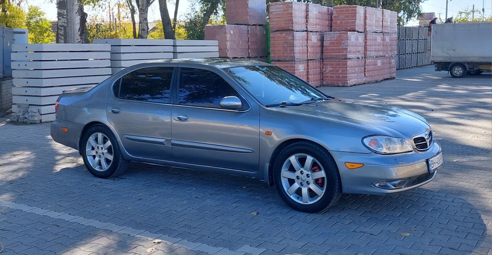 Нисан Максима 3.0 Автомат газ/бензин