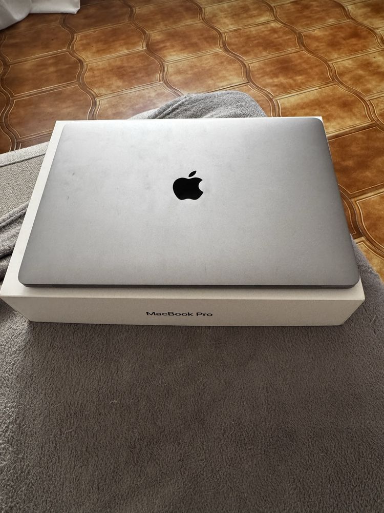 Mac book pro Air 13