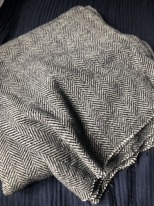 Tkanina płaszczowa 100% wełna jodełka 250/150 kupon