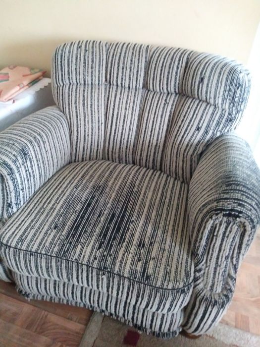 sofa i fotele na sprężynach