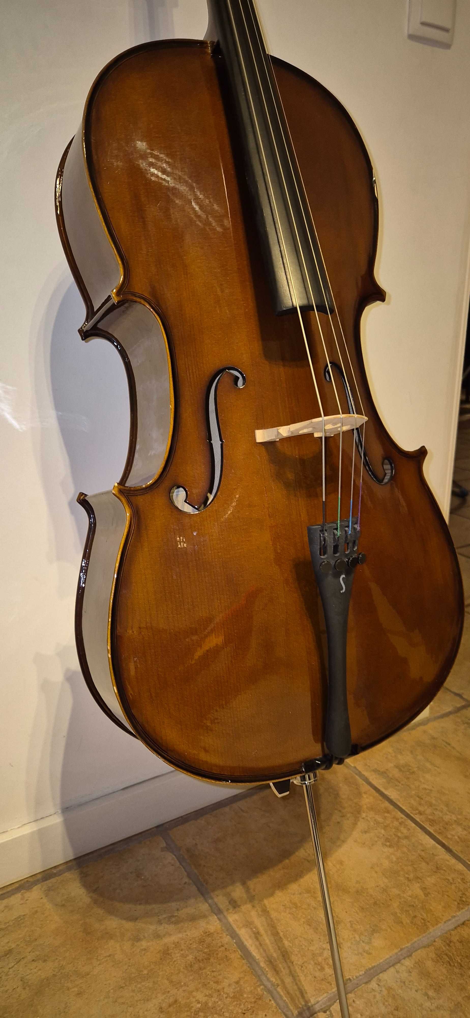 Violoncelo Stentor Student 1/2 (com arco e saco incluídos)