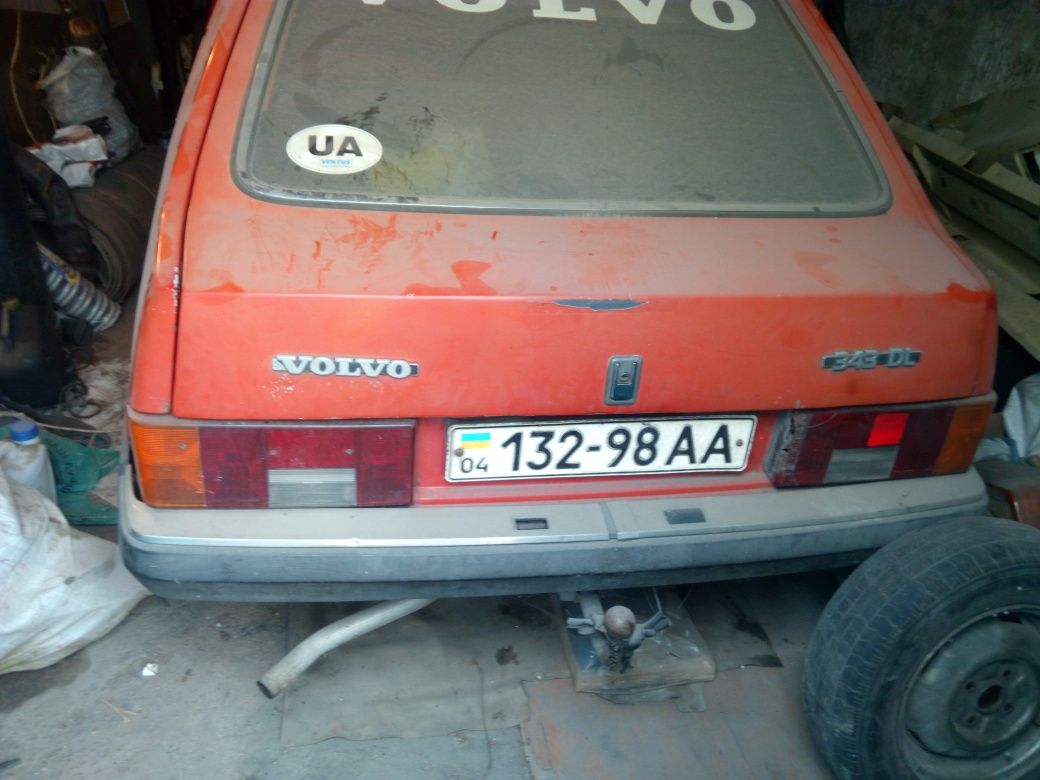 Volvo 343 купе на ходу