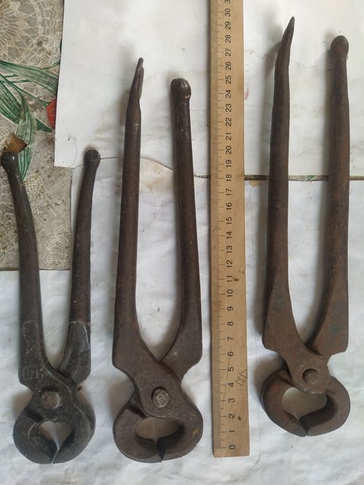 Для любителей древности - старинный молоток сапожник