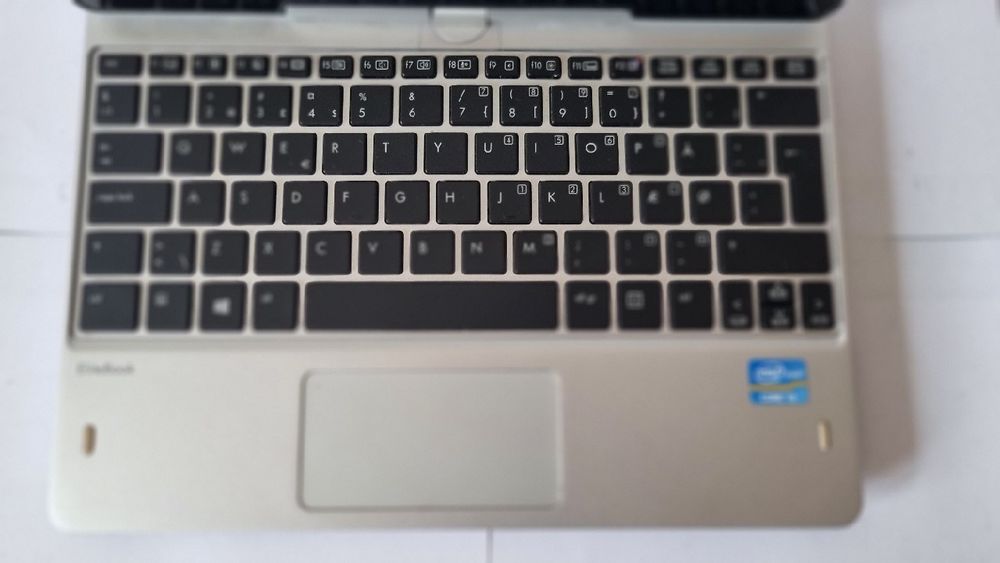 Hp elitebook revolve 810