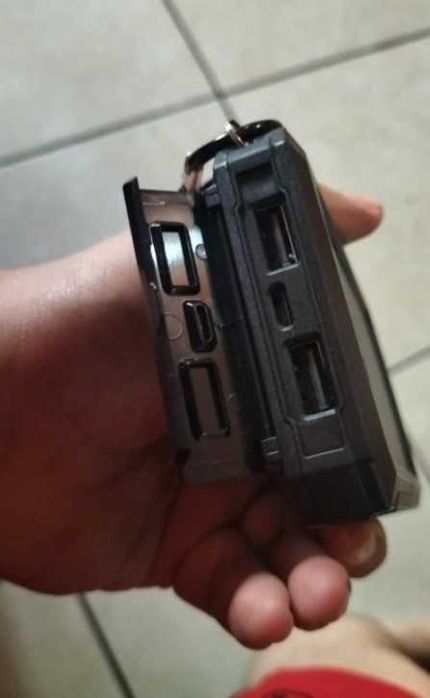 Повербанк 10 000 mah компас ліхтарик компас із сонячною батареєю