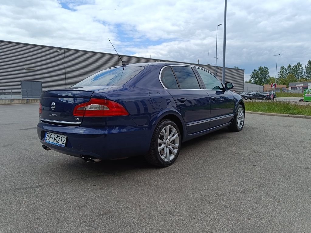 Skoda Superb 3.6 260 km 4x4
