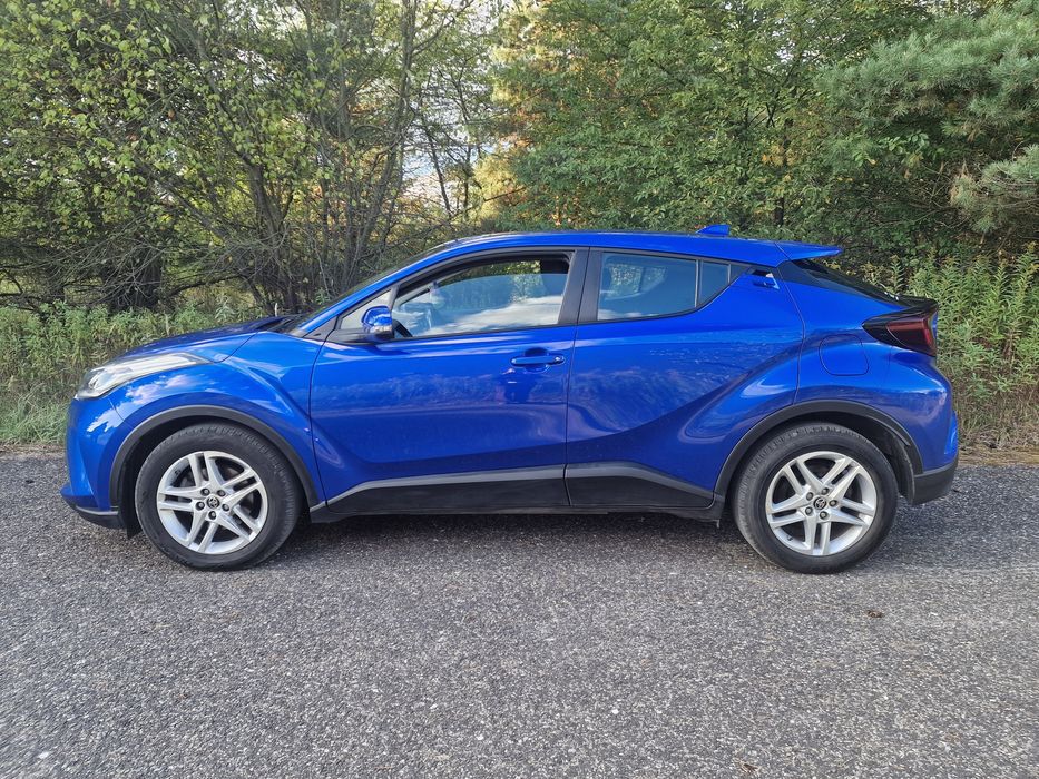 TOYOTA  C-HR Hybrid  1.8 2022