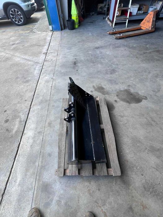 Escavadora Giratoria JPC HT12 Nova + Balde de Limpeza Baixa de Preço