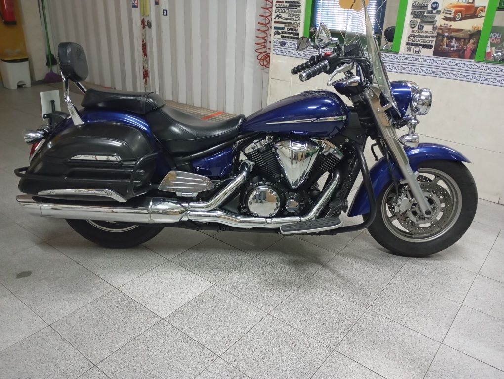 Yamaha XVS 1300 Midnight Star