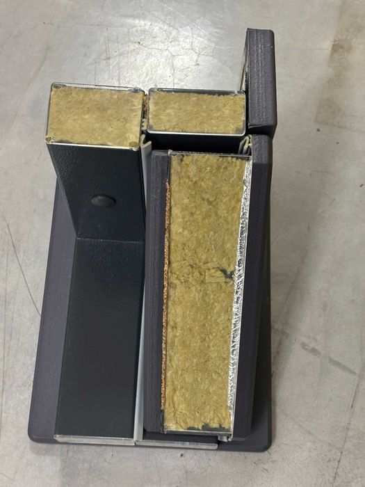 Розпродаж вхідних дверей Родос