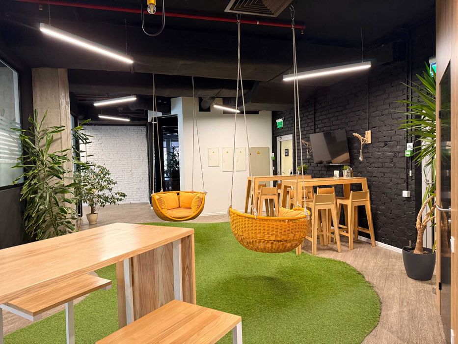 Пропонуємо місця для айтішників у коворкінгу на Подолі у БЦ "Астарта"