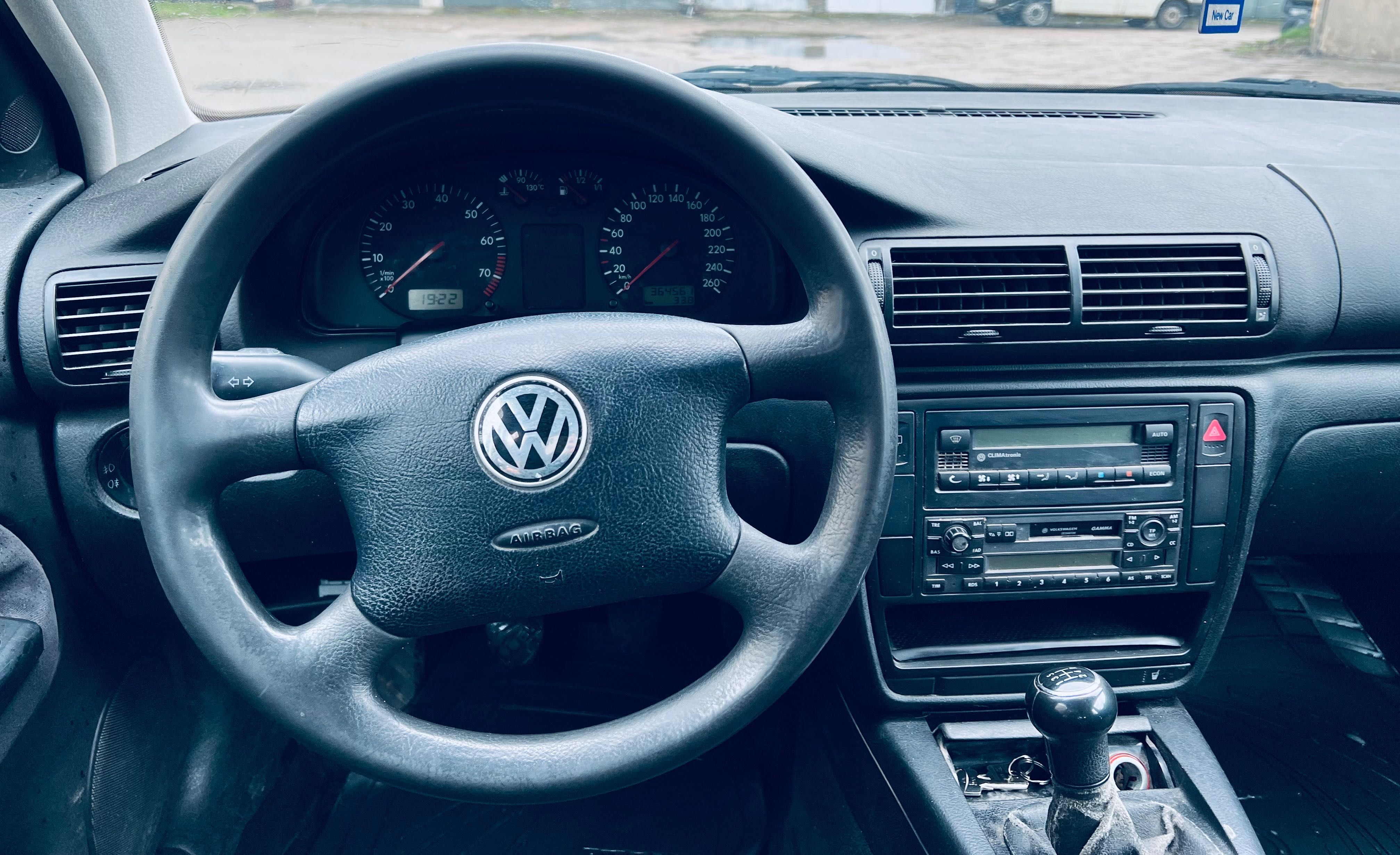 Passat B5 1.6 102 km