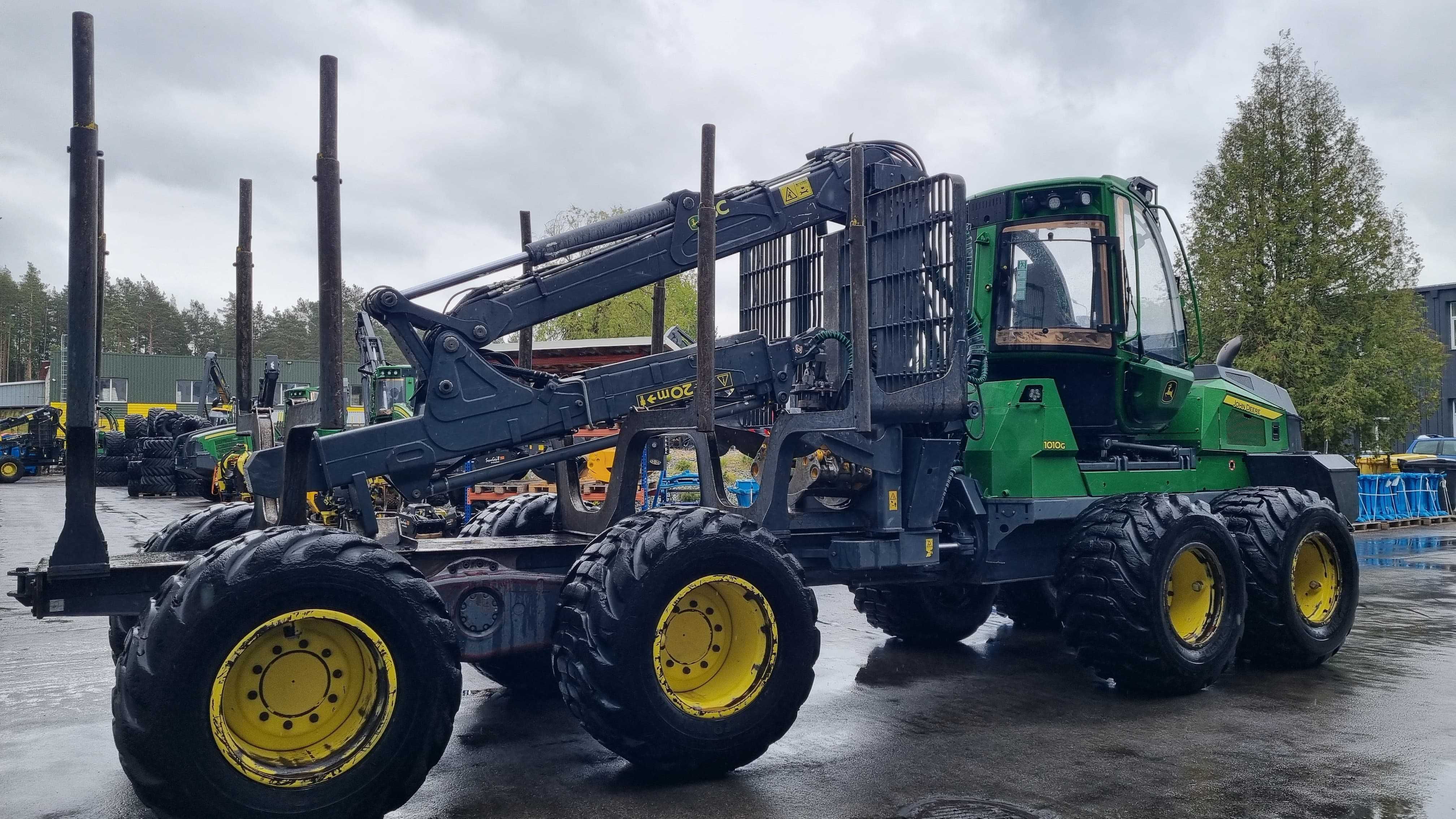 John Deere 1010G Forwarder