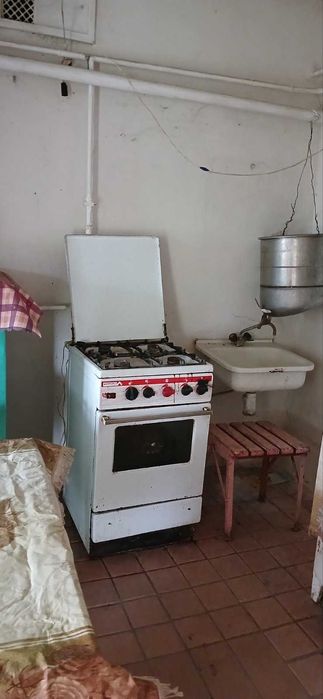 Продається будинок в с. Соснове, Черкаської обл. - 8000 у.о