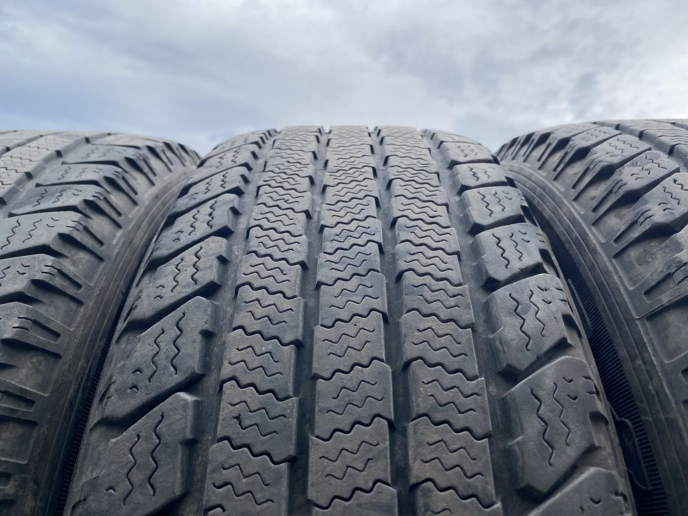 goodyear всесезонка 215/70/r16