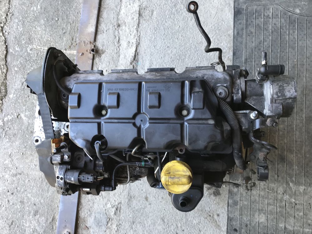 Renault scenic 2 1.9 dci F9Q megane 2 trafic lagoona мотор двигун