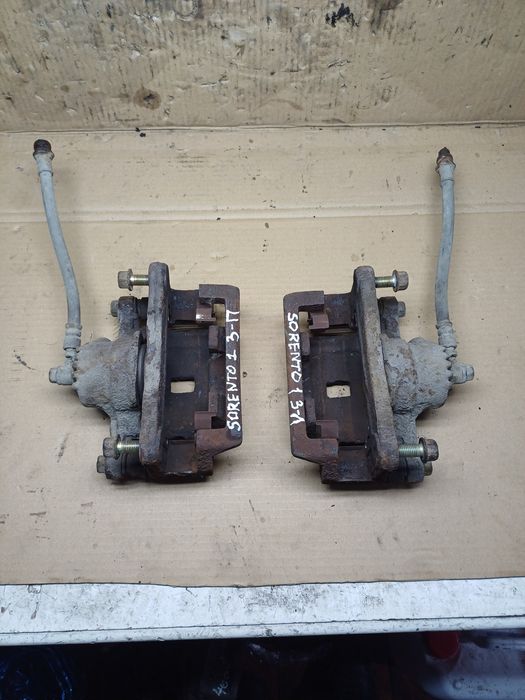 Kia sorento 1 2.5 CRDI задні супорта супорт