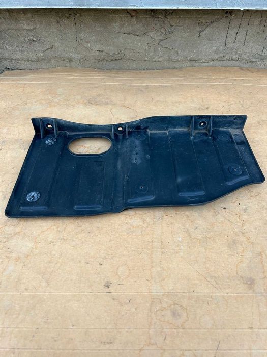 Osłona silnika boczna prawa Hyundai i40  29120-3Z000