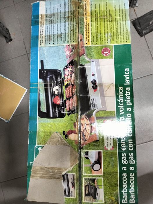 Barbecue com pedras vulcânicas