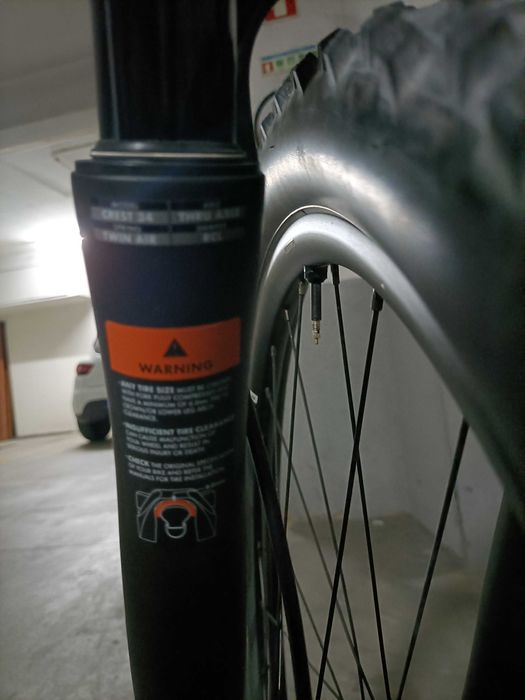 Bicicleta BTT Giant Stance  29 Suspensão total