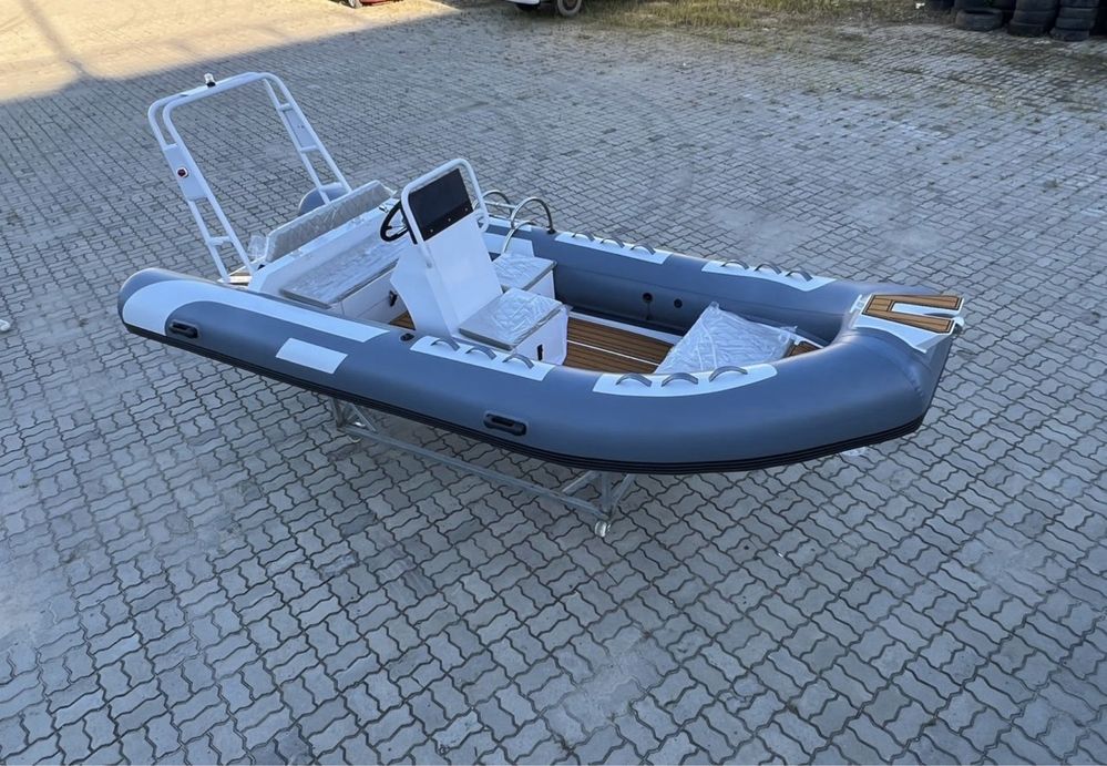 Łódź RIB ponton wędkarski  420