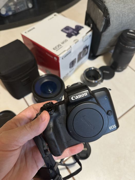 Canon m 50 + 3 обєктива sigma 10-20mm canon 50mm canon 75-300