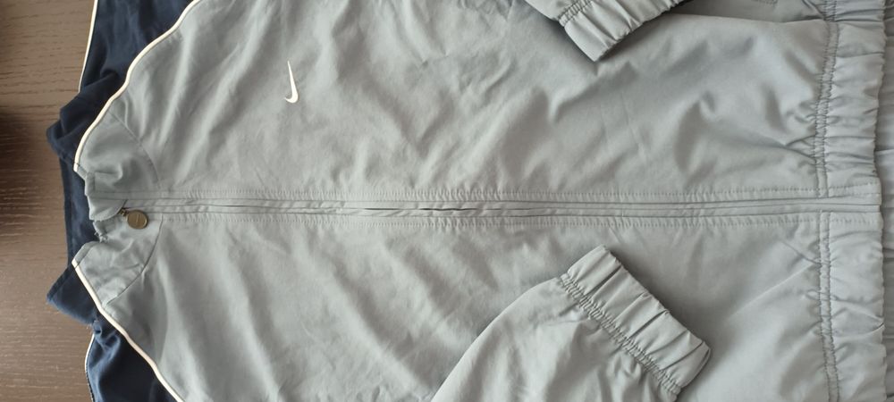 Casaco Nike azul e cinzento