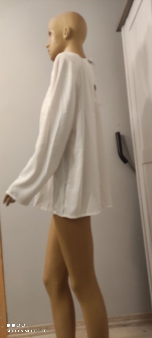 Bluzka wizytowa ecru