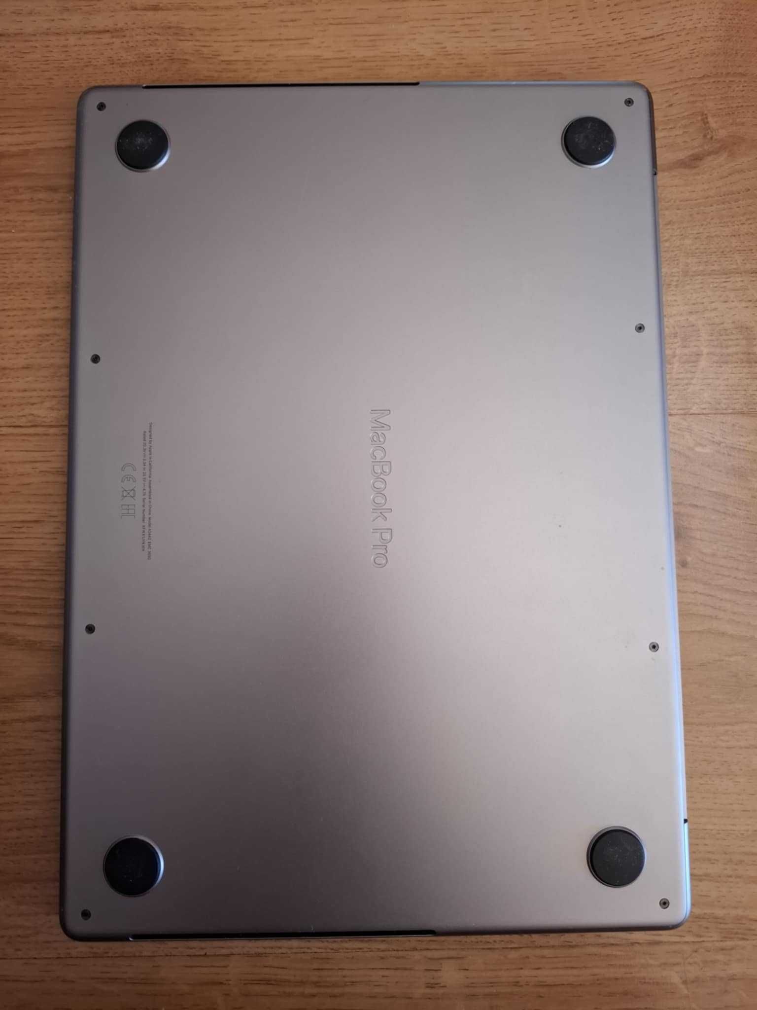 Macbook Pro 14 2021 M1 Pro 32 GB RAM 512GB - ZESTAW - stan idealny